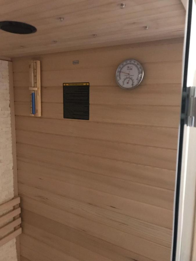 Hotel Happy Land Holliday Residential Épinay-sur-Seine Exterior foto